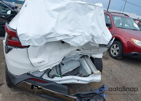 2024 Chevrolet Trax Activ z USA, uszkodzony, nr VIN KL77LKE26RC219212